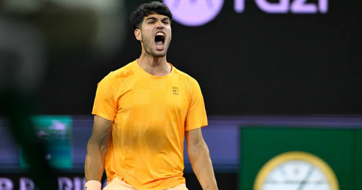 Carlos Alcaraz ph&aacute; kỷ lục của Rafael Nadal, t&aacute;i đấu Medvedev ...