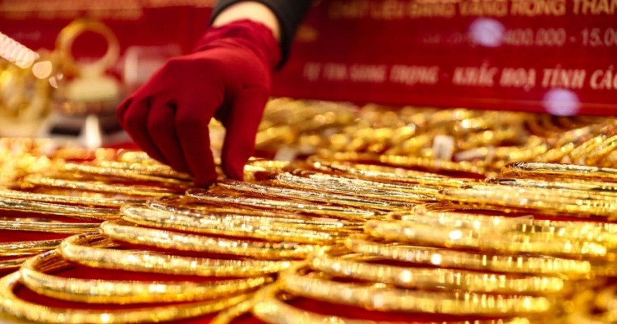 Giá vàng miếng SJC, nhẫn trơn và thế giới ngày 6/8/2026