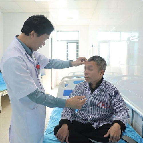 Cảnh báo nguy cơ liệt dây thần kinh số 7 ngoại biên khi trời rét đậm