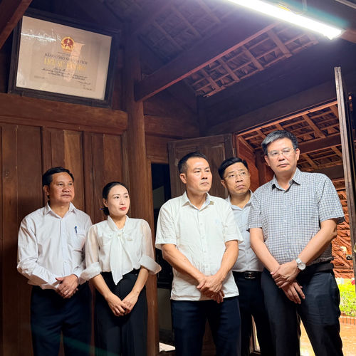 Việt Xuyên - Hương thu trên “làng đỏ”