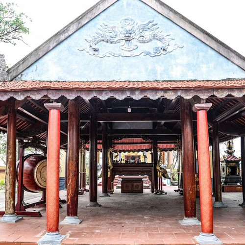 Khi di tích kể chuyện quê hương