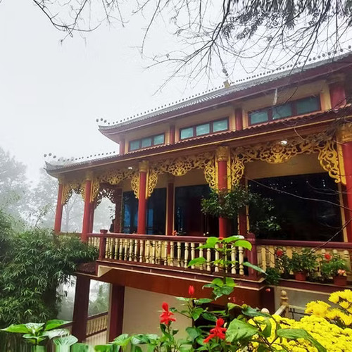 Du lịch tâm linh núi Hồng – Dấu ấn di sản Hà Tĩnh