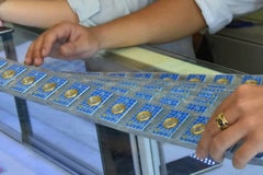 Giá vàng hôm nay, 8-5: Sụt giảm sau quyết định giữ nguyên lãi suất của Fed