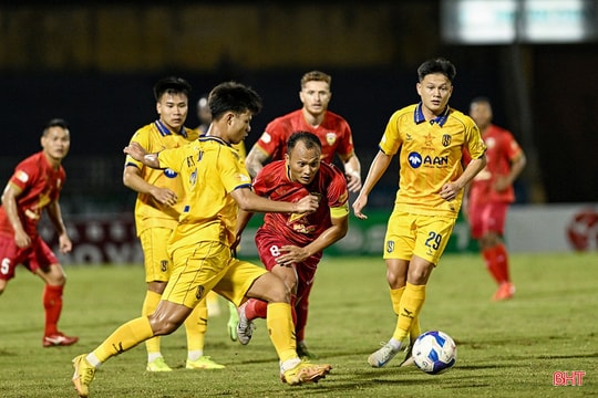Hồng Lĩnh Hà Tĩnh - Sông Lam Nghệ An: Trận đấu nhiều cảm xúc!