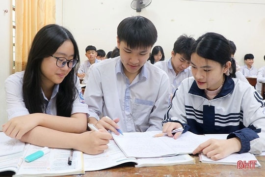 Từ 2026, tuyển sinh lớp 1 và lớp 6 theo nguyên tắc gần nhà