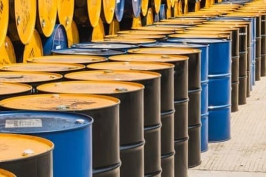 Giá xăng dầu hôm nay (18-5): Tuần leo dốc hơn 2%