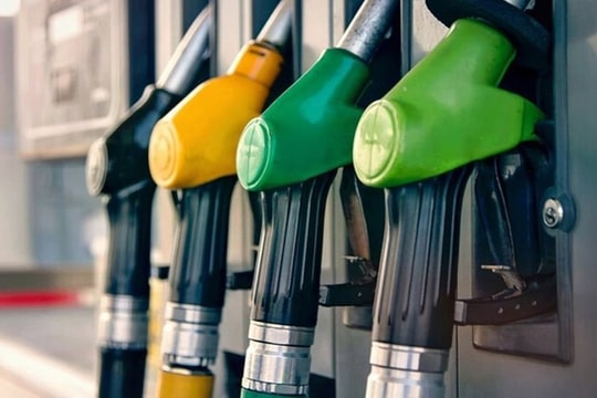 Giá xăng dầu hôm nay (26/5): Giá dầu thế giới tăng trở lại