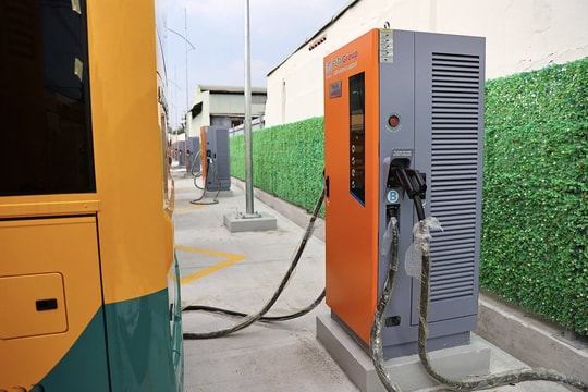 TP HCM lên kế hoạch 'phủ sóng' trạm sạc xe điện