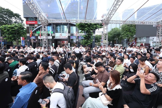 Người Việt chi hàng nghìn tỷ cho iPhone 17