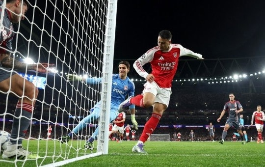 Arsenal nối dài mạch thắng ở vòng bảng Champions League