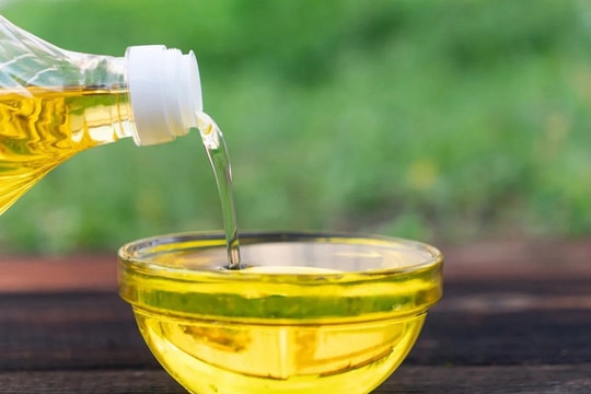 Bộ Y tế: Phát hiện hàng loạt dầu thực vật kém chất lượng, hàng giả