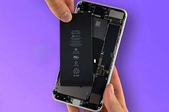 Có nên mua iPhone thay pin?