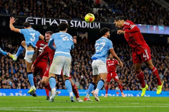 Liverpool khiếu nại trọng tài sau trận thua Man City