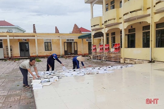 Vingroup hỗ trợ hơn 400 trường học ở Hà Tĩnh khắc phục hậu quả mưa bão