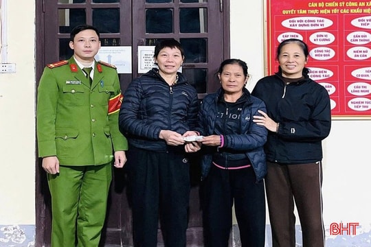 Nhặt được 20 triệu đồng, người phụ nữ tìm cách trả lại người đánh rơi