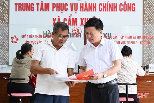 Chính quyền cấp xã vào guồng: Gần dân, hiệu quả!