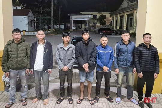 Đánh bạc mừng “giỗ tổ nghề xây”, 8 đối tượng bị khởi tố