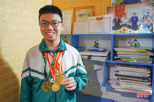 Nam sinh giải nhất Tiếng Anh cấp tỉnh nuôi ước mơ IELTS 9.0