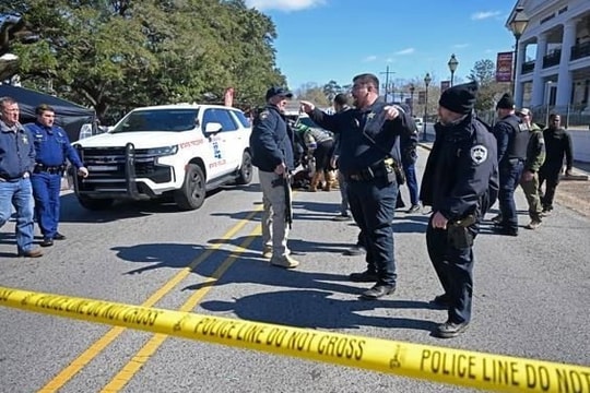 Nổ súng tại lễ hội địa phương ở Mỹ, 5 người bị thương