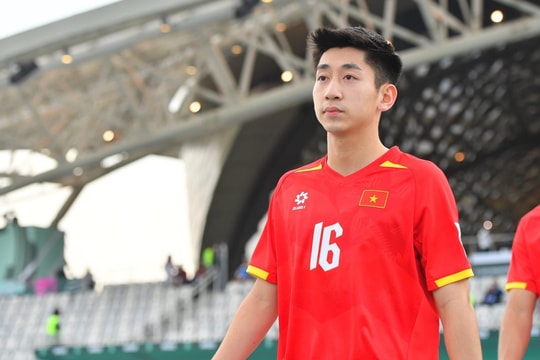 HLV Chu Đình Nghiêm chính thức chốt tương lai trung vệ Nguyễn Nhật Minh tại Hải Phòng FC