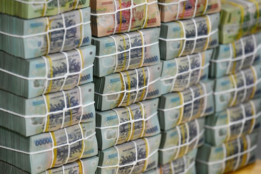 Lãi suất ngân hàng hôm nay 5/2/2026: Cao nhất 9,65% với tiền gửi nghìn tỷ