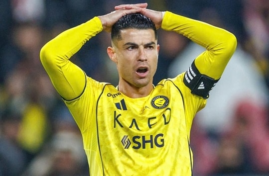 Tin chuyển nhượng 8/2: Ronaldo đòi rời Al Nassr, Man Utd đàm phán Locatelli