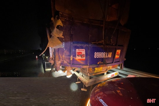 4 ô tô gặp tai nạn trên cao tốc Bãi Vọt - Hàm Nghi, 2 người bị thương