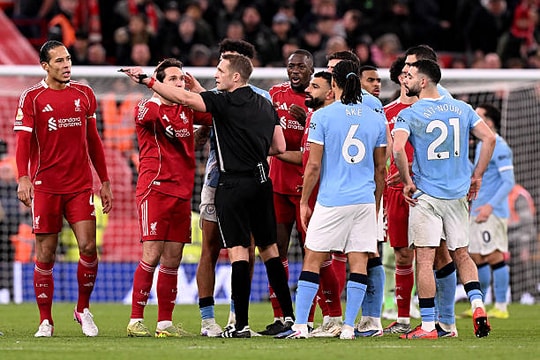 Liverpool gục ngã 1-2 trước Man City: Khi sai lầm tước đoạt hy vọng tại Anfield