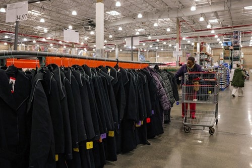 Chỉ số niềm tin người tiêu dùng Mỹ tăng lên 57,3 điểm trong tháng 2/2026