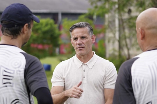 PSSI chưa vội nhập tịch cầu thủ cho HLV John Herdman trước thềm FIFA Series