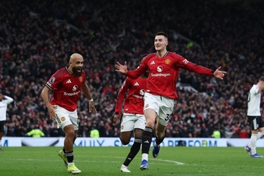 Benjamin Sesko đá chính: Michael Carrick tìm lời giải cho bài toán West Ham