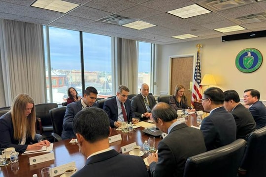 Việt Nam và Hoa Kỳ thúc đẩy hợp tác năng lượng nhằm cân bằng thương mại bền vững