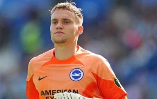 Chuyển nhượng sáng 12/2: MU dẫn đầu đua Ndiaye, Chelsea bạo chi cho Verbruggen