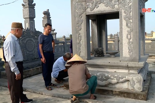 Giữ trọn đạo hiếu mỗi độ xuân sang: Nét đẹp nhân văn từ tục tảo mộ