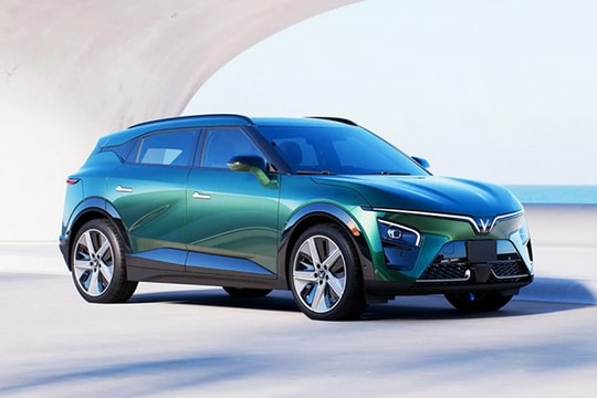 VinFast VF 7 tháng 2/2026: Ưu đãi 58 triệu đồng và miễn lệ phí trước bạ