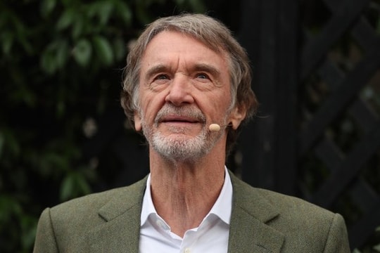Sir Jim Ratcliffe gây bão: Từ phát ngôn nhập cư đến nguy cơ đổ vỡ dự án Wembley phương Bắc