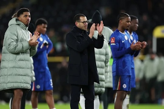 Chelsea đè bẹp Hull City 4-0 tại FA Cup: Pedro Neto lập hat-trick trong ngày Rosenior trở lại