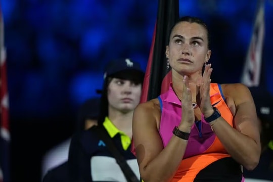 Sabalenka và Swiatek rút khỏi WTA Dubai, bóng chuyền Hàn Quốc mở cửa cho cầu thủ Việt
