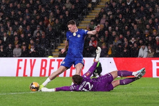 Liam Delap và đêm diễn kỳ lạ: Từ thảm họa ăn mừng hụt đến 3 kiến tạo cho Chelsea