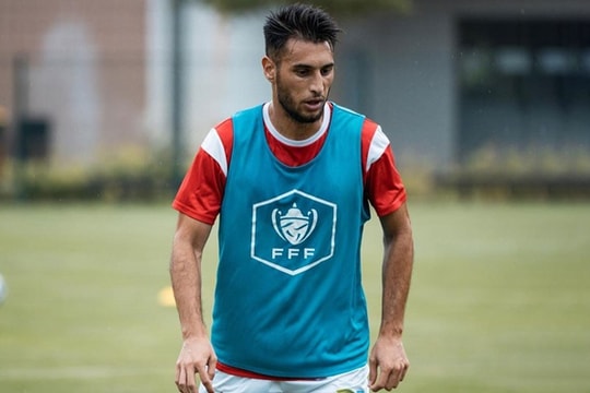 Trung vệ Việt kiều Julien Mouillon muốn rời Pháp về V-League: Cao 1m85, kinh nghiệm dày dạn