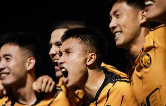 Thanh Hóa đối đầu CAHN ngày mùng 8 Tết: Thử thách cực đại trong thế thiếu hụt quân số