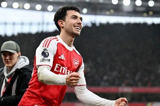 Martin Zubimendi: "Trái tim" mới nâng tầm tham vọng vô địch của Arsenal và Mikel Arteta