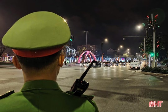 Các lực lượng đồng loạt ra quân bảo đảm an ninh đêm giao thừa