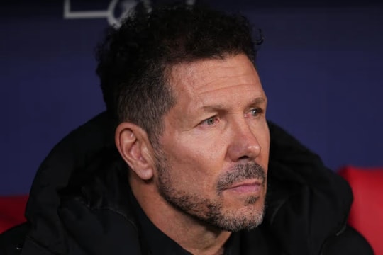 Roy Keane giục MU bổ nhiệm Diego Simeone thay Michael Carrick: Bản sắc hay sự ổn định?