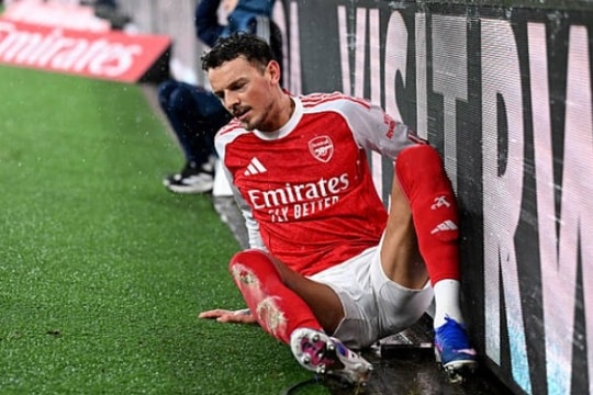 Arsenal trả giá đắt sau chiến thắng 4-0: Cơn bão chấn thương đe dọa tham vọng ăn 4