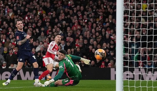 Arsenal lập kỷ lục vô tiền khoáng hậu tại FA Cup