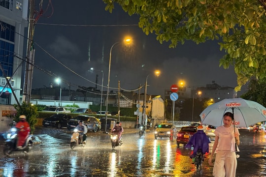 Dự báo thời tiết mùng 2 Tết 2026: Miền Bắc rét 13 độ, Nam Bộ nắng nóng