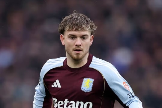 Số phận trái ngược của 7 ngôi sao Liverpool cho mượn: Elliott bế tắc, Jaros rực sáng