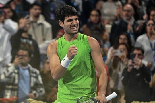 Qatar Open 2026: Alcaraz và Sinner thị uy sức mạnh, Medvedev đại chiến Tsitsipas