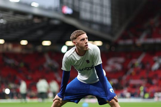 Rapper Tunde Olayinka gây bão khi tuyên bố sẽ đưa Cole Palmer gia nhập Manchester United